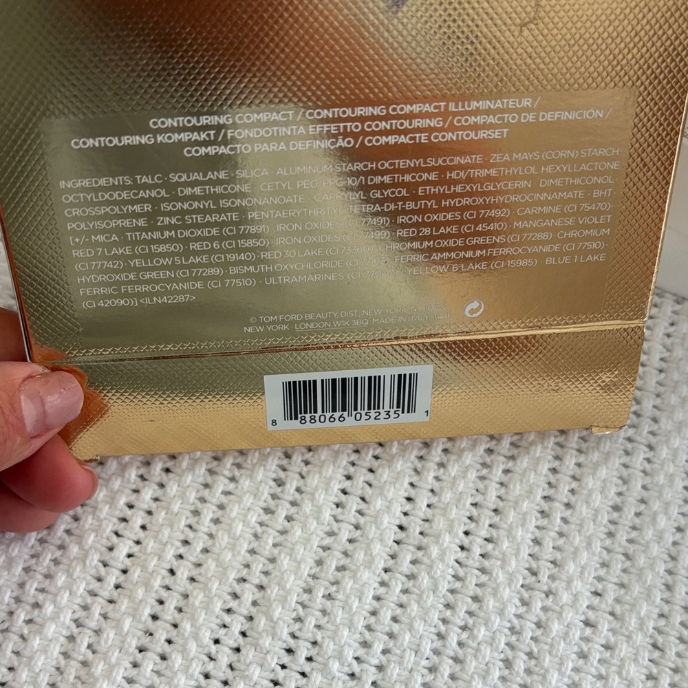 Tom Ford Contouring Compact Illuminater - Picture 6 of 7